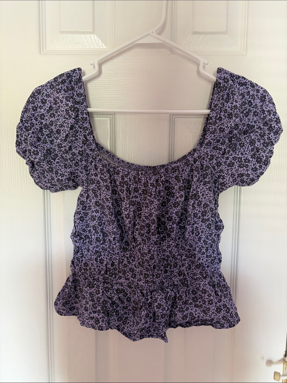 Purple Floral Puff-Sleeve Peplum Top